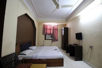Hotel Elegant International, New Delhi 4